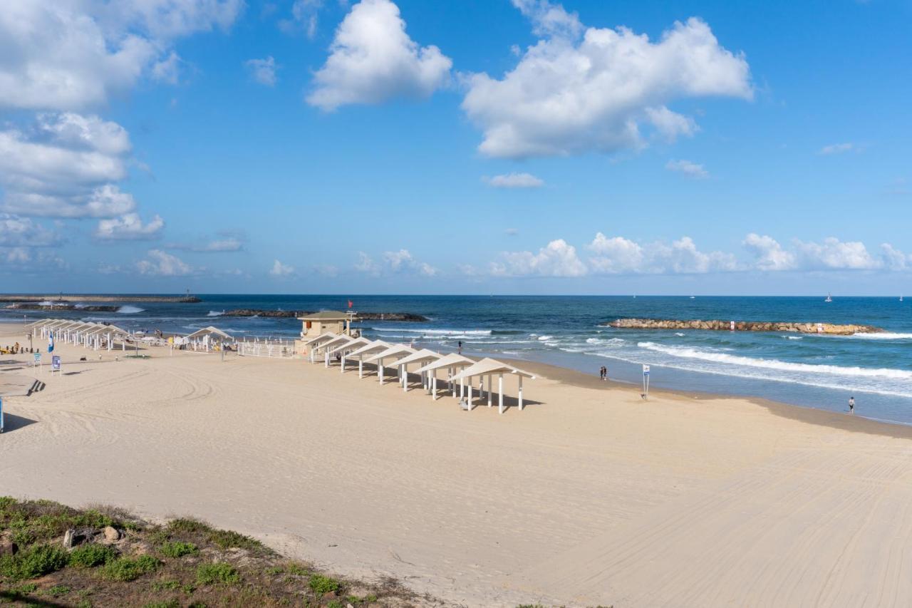 Elegant Duplex With Parking By Beachfront Stay Herzliya Exterior photo
