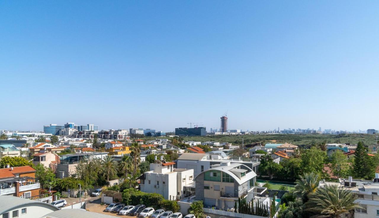 Elegant Duplex With Parking By Beachfront Stay Herzliya Exterior photo